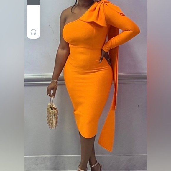 Wore once , like new , bandage dress - Picture 2 of 2